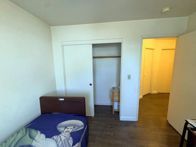272 S Olive Ave, Stockton, CA 95215