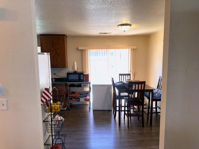 272 S Olive Ave, Stockton, CA 95215