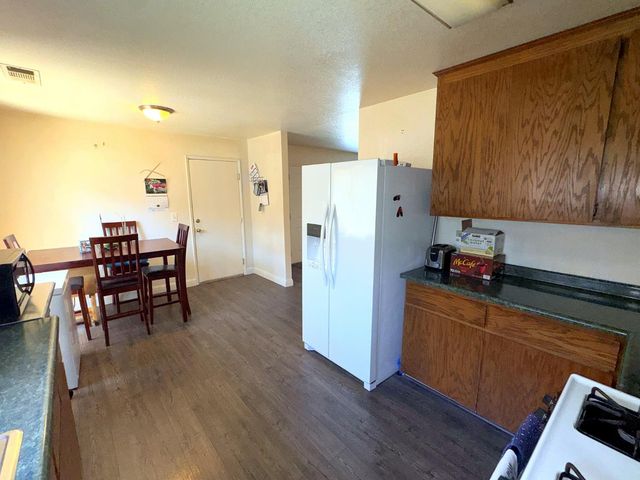 272 S Olive Ave, Stockton, CA 95215