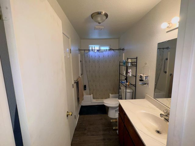 272 S Olive Ave, Stockton, CA 95215