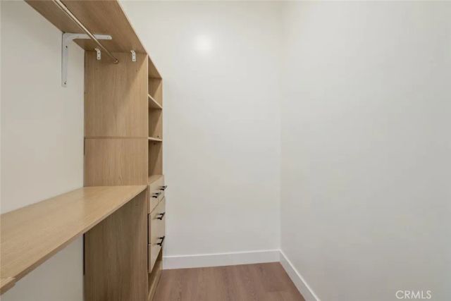 1305 N Columbus Avenue 112, Glendale, CA 91202