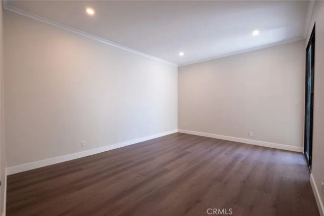 1305 N Columbus Avenue 112, Glendale, CA 91202