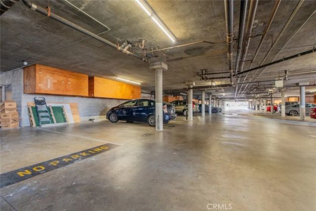 1305 N Columbus Avenue 112, Glendale, CA 91202