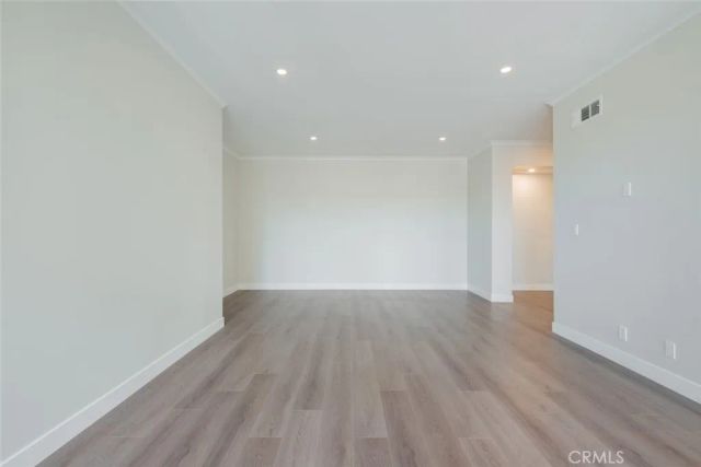 1305 N Columbus Avenue 112, Glendale, CA 91202