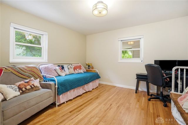 335 East Drive, Oakwood, OH 45419
