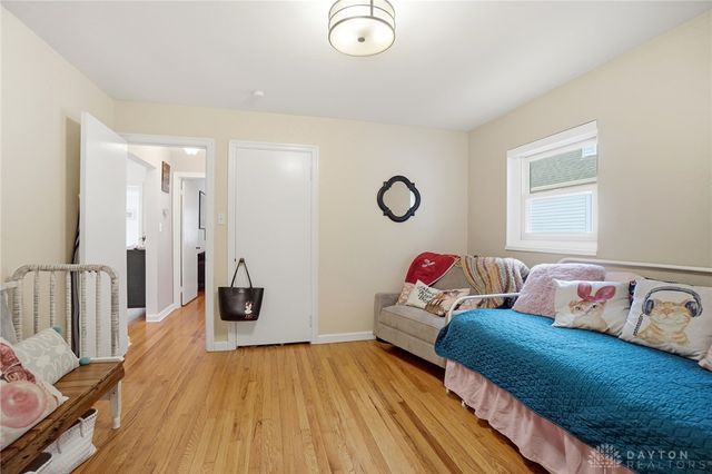 335 East Drive, Oakwood, OH 45419