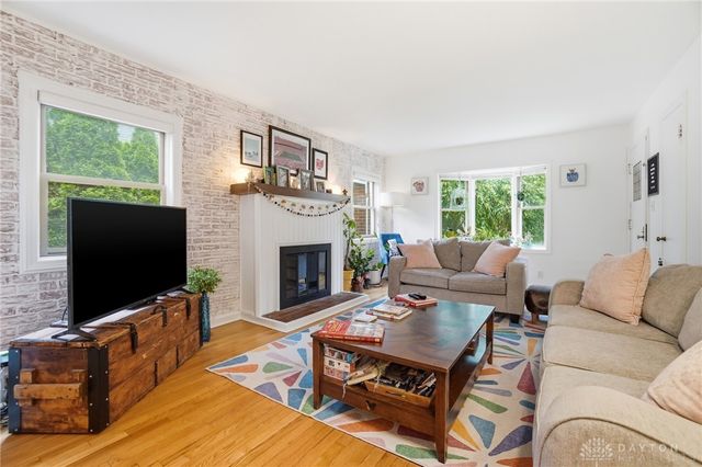 335 East Drive, Oakwood, OH 45419