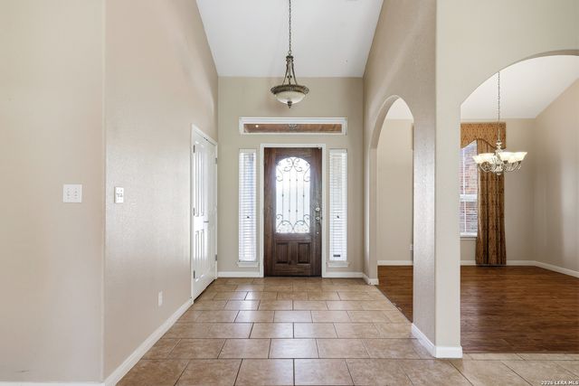 232 EDGEWOOD CIR, Bandera, TX 78003