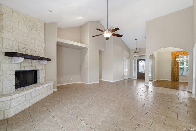 232 EDGEWOOD CIR, Bandera, TX 78003
