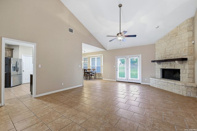 232 EDGEWOOD CIR, Bandera, TX 78003