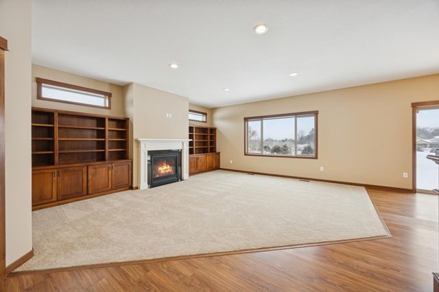 21532 Butternut Street NW, Oak Grove, MN 55011