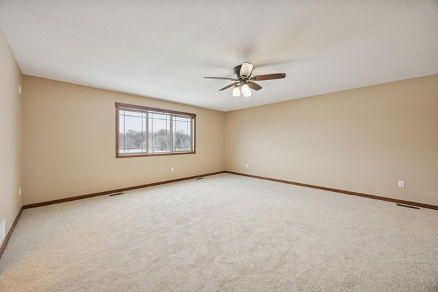 21532 Butternut Street NW, Oak Grove, MN 55011