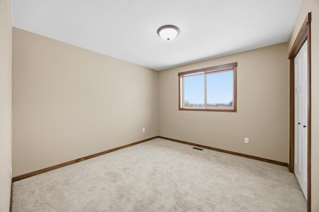 21532 Butternut Street NW, Oak Grove, MN 55011