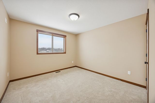 21532 Butternut Street NW, Oak Grove, MN 55011