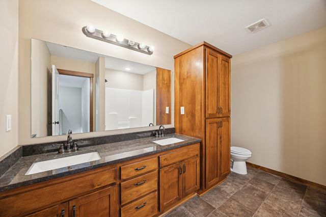 21532 Butternut Street NW, Oak Grove, MN 55011