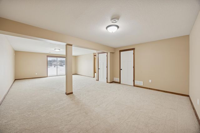 21532 Butternut Street NW, Oak Grove, MN 55011