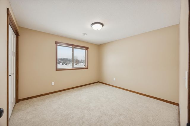 21532 Butternut Street NW, Oak Grove, MN 55011