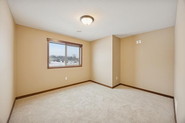 21532 Butternut Street NW, Oak Grove, MN 55011