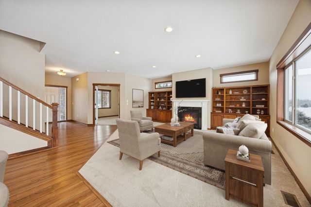 21532 Butternut Street NW, Oak Grove, MN 55011