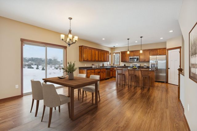 21532 Butternut Street NW, Oak Grove, MN 55011