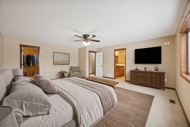 21532 Butternut Street NW, Oak Grove, MN 55011