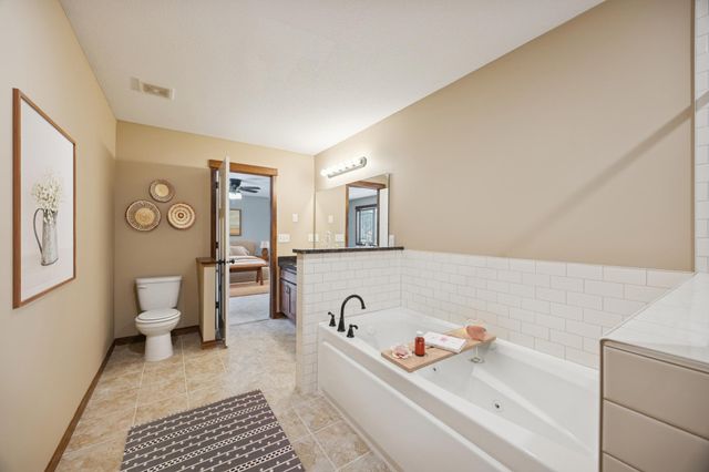 21532 Butternut Street NW, Oak Grove, MN 55011