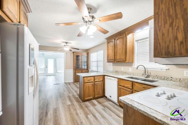 2687 S Hwy 41 Highway, Perry, GA 31069