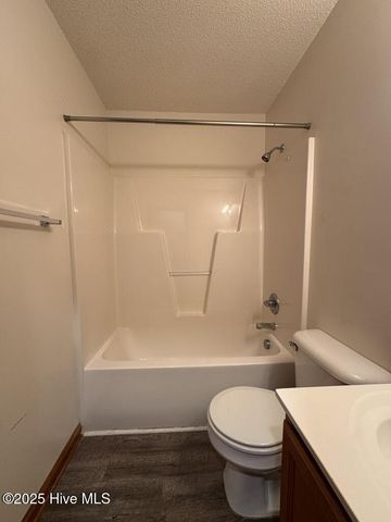 101 May Court, Jacksonville, NC 28540