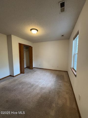 101 May Court, Jacksonville, NC 28540