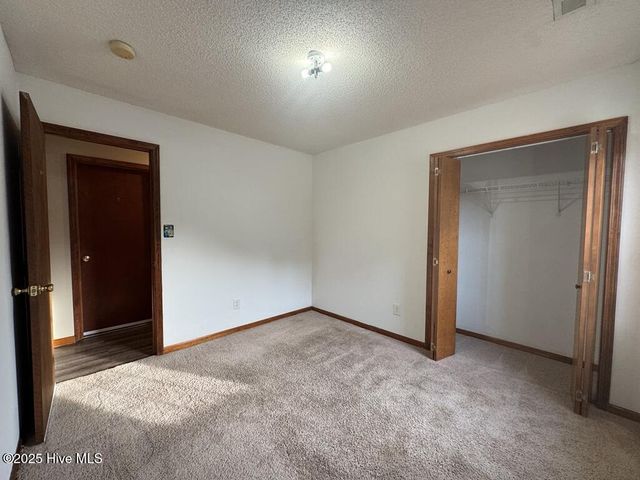 101 May Court, Jacksonville, NC 28540