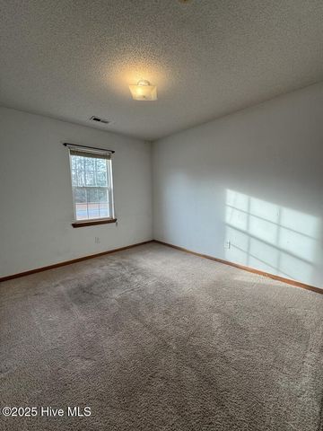 101 May Court, Jacksonville, NC 28540