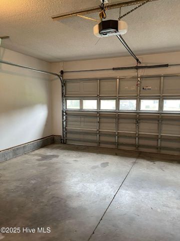 101 May Court, Jacksonville, NC 28540