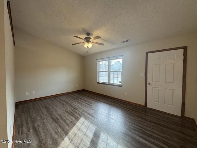 101 May Court, Jacksonville, NC 28540