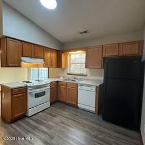 101 May Court, Jacksonville, NC 28540