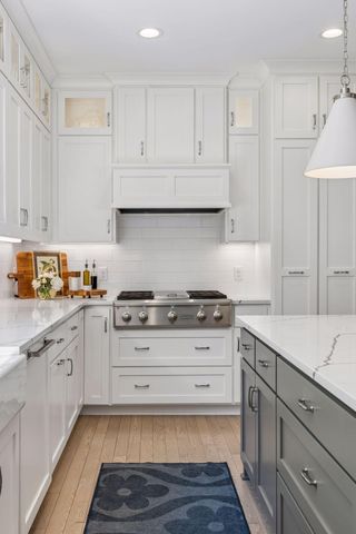 4321 Abbott Avenue S, Minneapolis, MN 55410