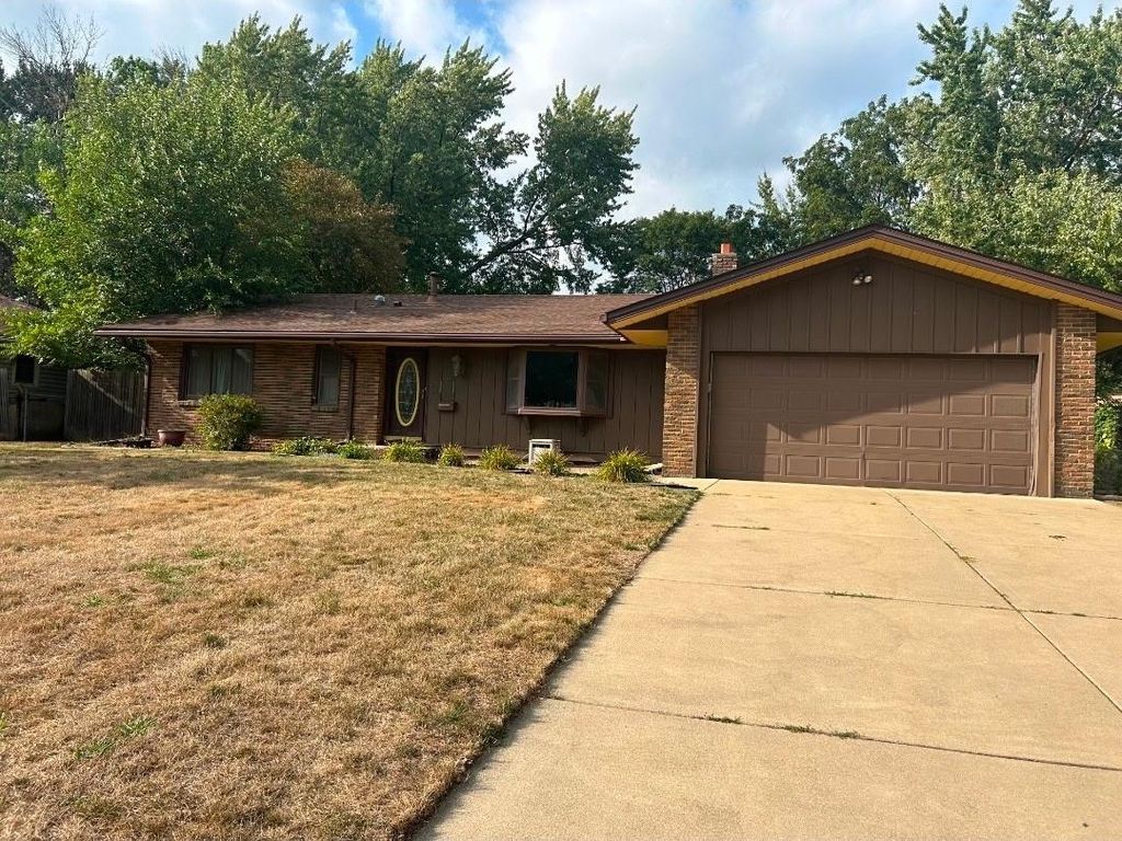 8514 85th Street S, Cottage Grove, MN 55016 — exterior