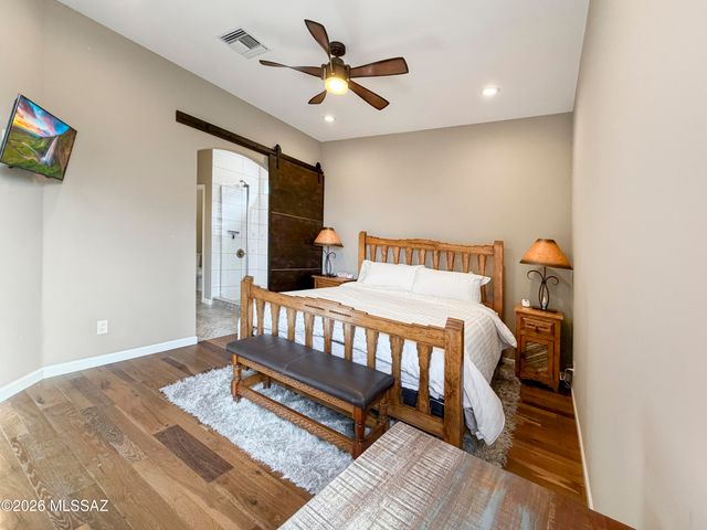 5083 N Pinnacle Cove Drive, Tucson, AZ 85749