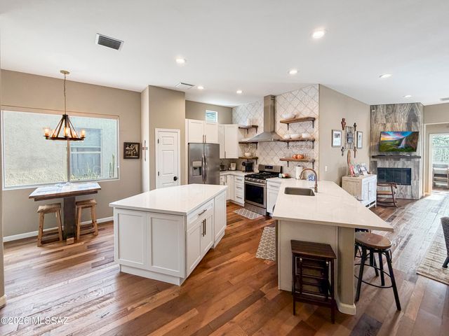 5083 N Pinnacle Cove Drive, Tucson, AZ 85749