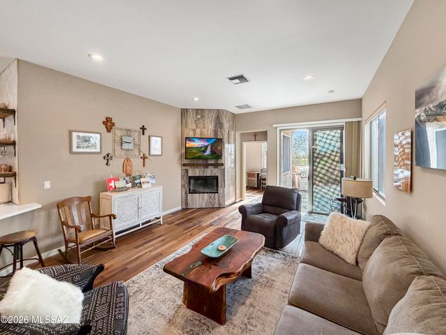 5083 N Pinnacle Cove Drive, Tucson, AZ 85749