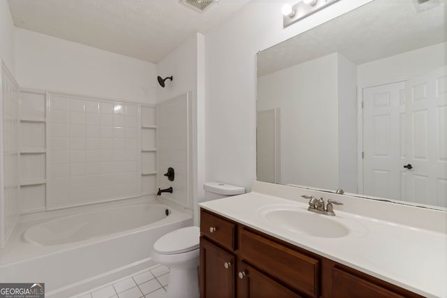 10224 HEMLOCK Way, Jonesboro, GA 30238