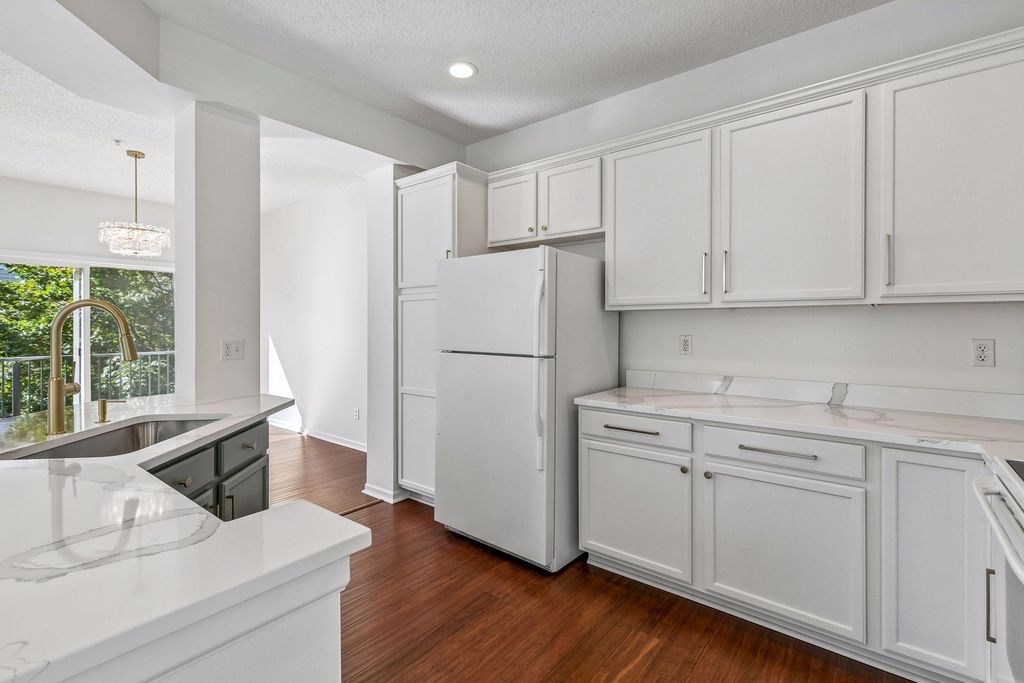 7614 Southridge Lane, Savage, MN 55378 — photo 4