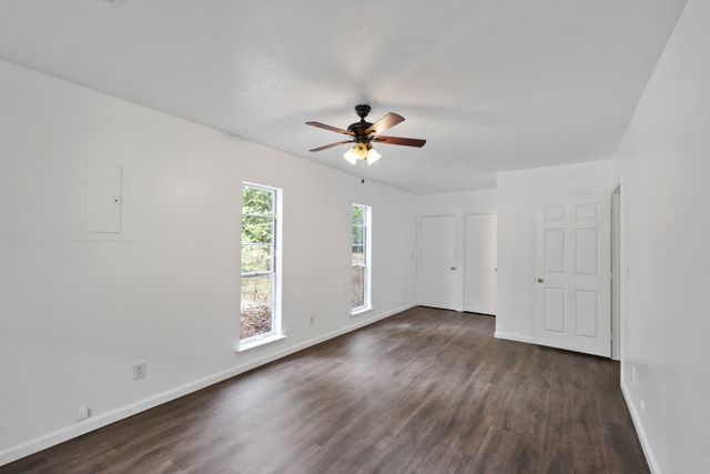 14224 Daniel Boone Lane, Log Cabin, TX 75148