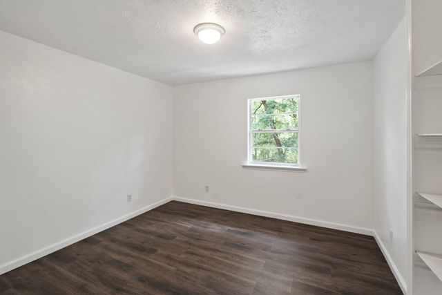 14224 Daniel Boone Lane, Log Cabin, TX 75148