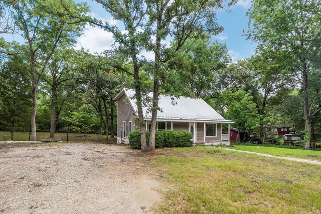 14224 Daniel Boone Lane, Log Cabin, TX 75148