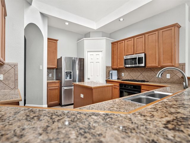9879 Red Cedar Drive, Frisco, TX 75035