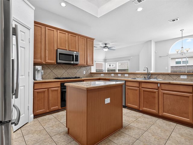 9879 Red Cedar Drive, Frisco, TX 75035