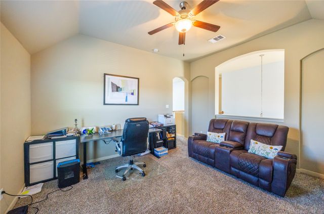 10864 Aurora, Waco, TX 76708