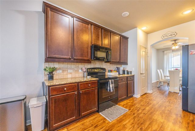 10864 Aurora, Waco, TX 76708