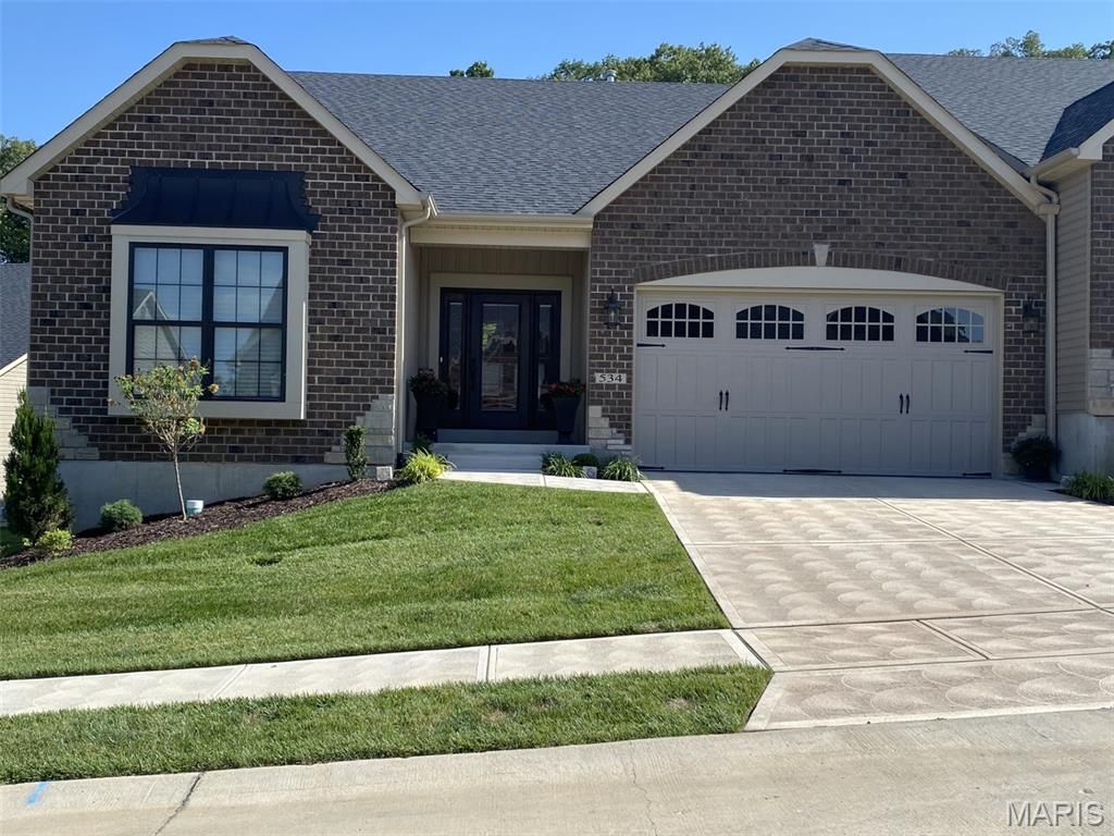 534 Ridge Top Court, Eureka, MO 63025
