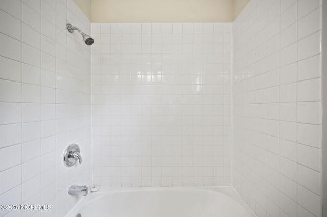 13 Maple Lane, Howell, NJ 07731